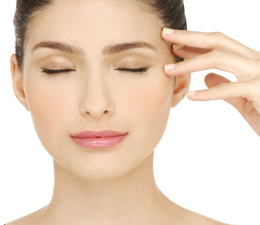 Eyebrow Lift (Brow Lift) thumbnail 1
